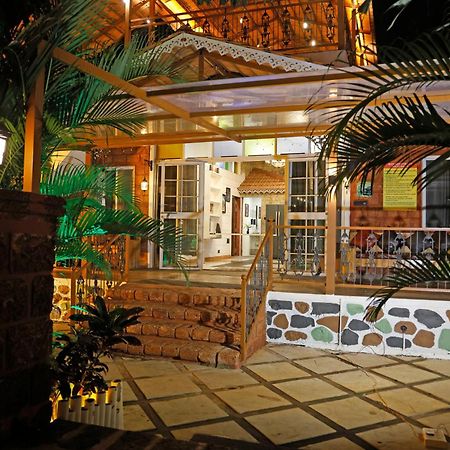 Hot - House Of Travellers, Lonavala By Mody Stays Dış mekan fotoğraf