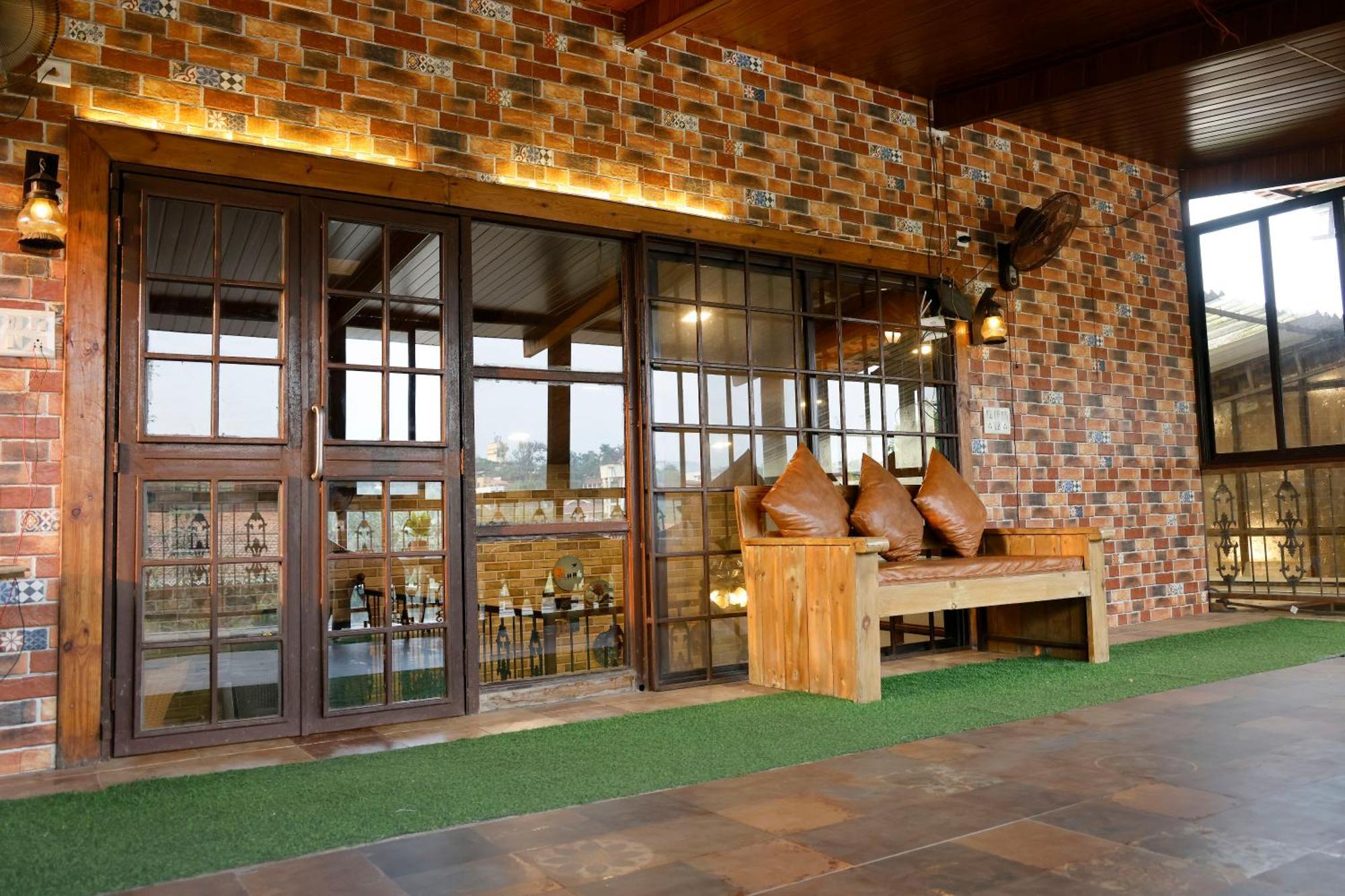 Hot - House Of Travellers, Lonavala By Mody Stays Dış mekan fotoğraf