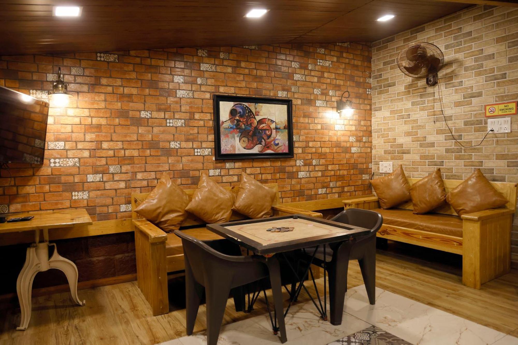 Hot - House Of Travellers, Lonavala By Mody Stays Dış mekan fotoğraf